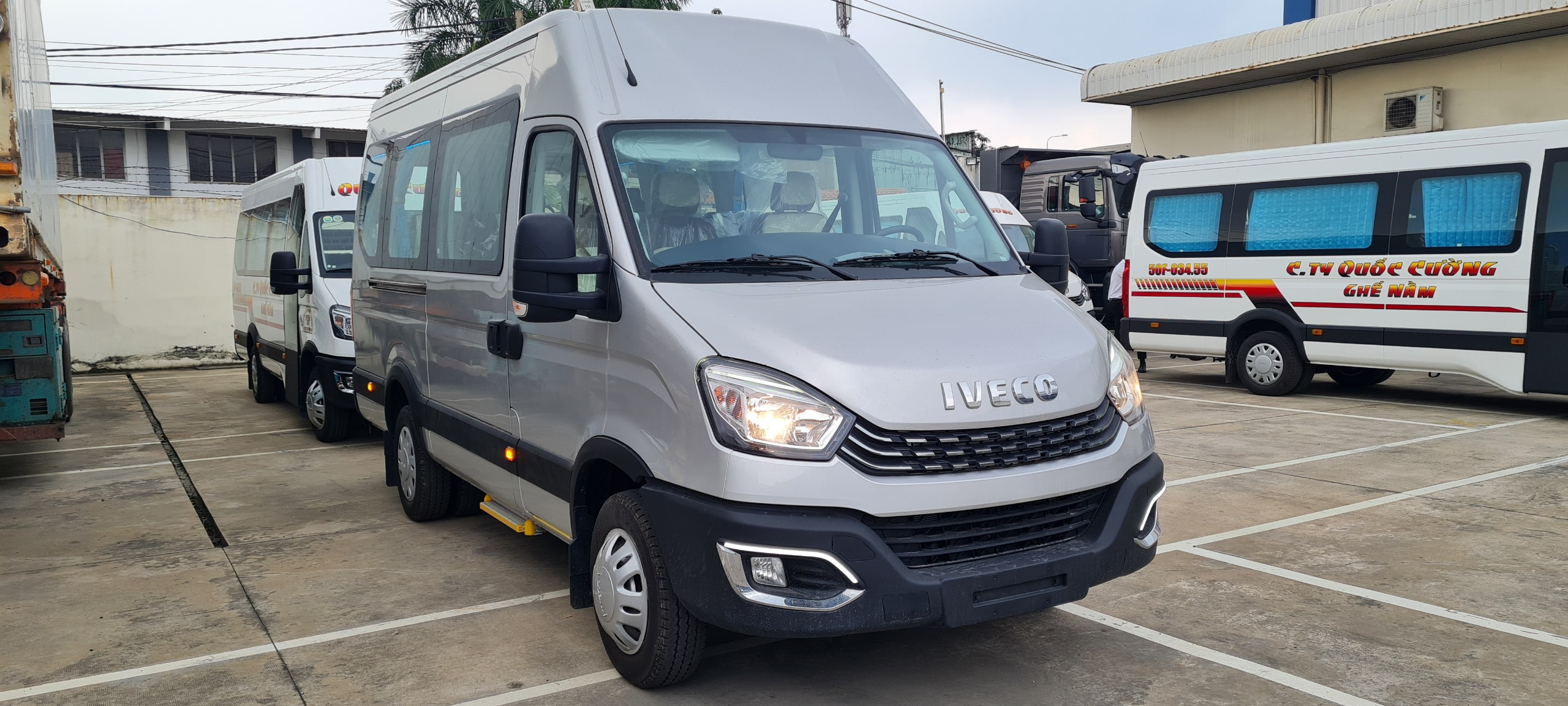 Dịch Vụ Thuê Xe 19 Chỗ Đi Châu Đốc – Khám Phá Miền Đất Thánh Tây Nam Bộ