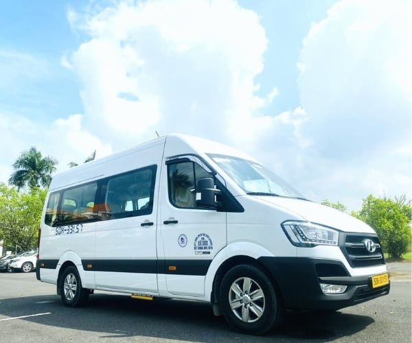 Dịch Vụ Thuê Xe 19 Chỗ Đi Châu Đốc – Khám Phá Miền Đất Thánh Tây Nam Bộ
